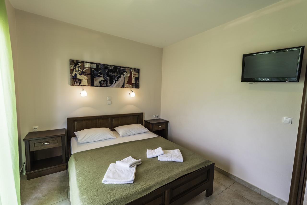 Zeus Apartments Скала Потамияс Екстериор снимка