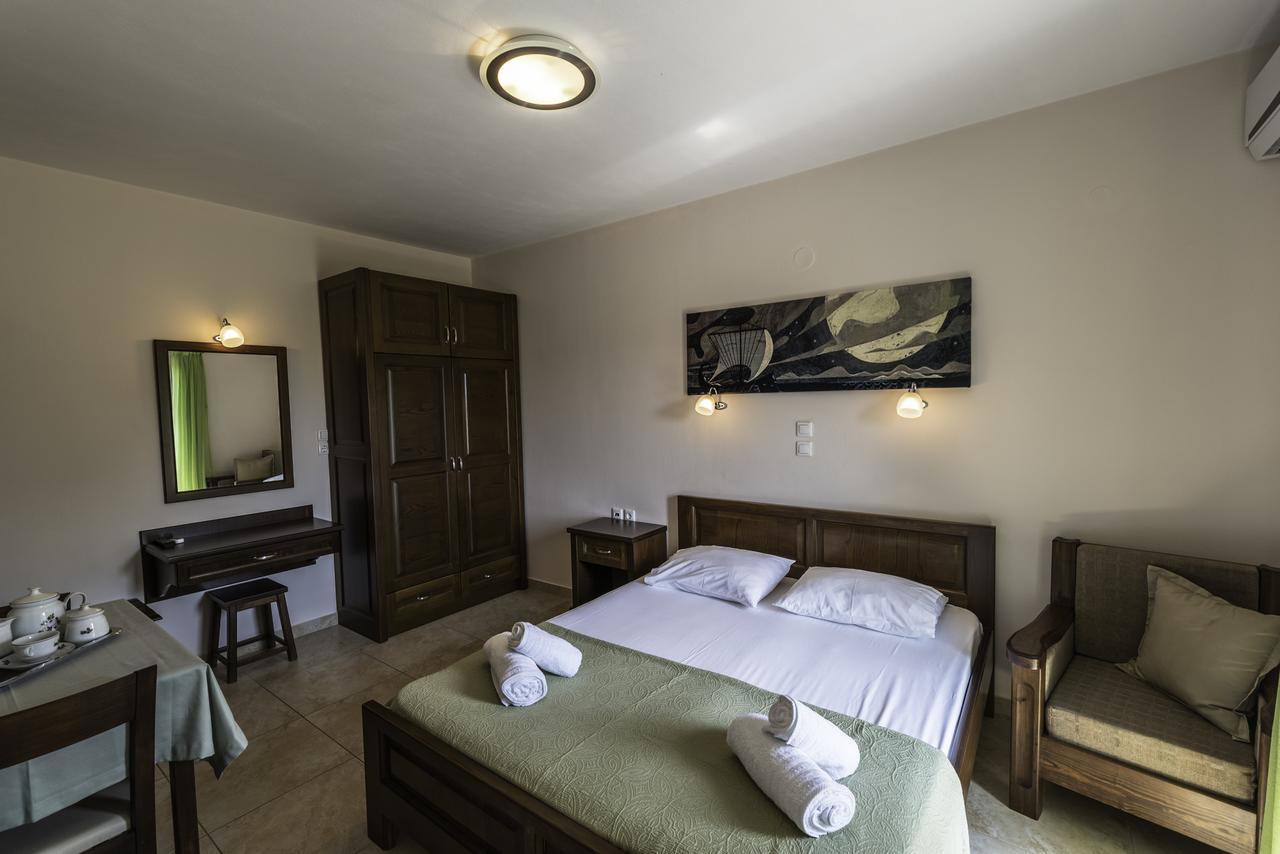 Zeus Apartments Скала Потамияс Екстериор снимка